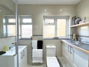 Photo 16- click for photo gallery